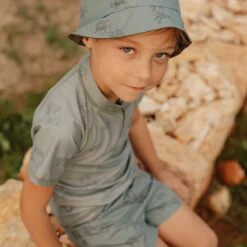 Little Dutch Swim T-shirt Short Sleeves Turtle Island Olive 7 Little Dutch Swim T-shirt Short Sleeves Turtle Island Olive -LittleNest Store 0023430 zwem t shirt korte mouw turtle island olive 74 80