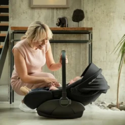 Nuna Car Seat Arra™ Next Caviar -LittleNest Store 15 ee24000d 9cf2 457a ad6a bb8e3775dbb4