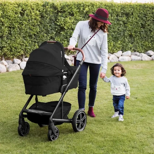 Nuna Mixx™ Carry Cot Caviar 4 Nuna Mixx™ Carry Cot Caviar - Image 2