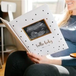 Pearhead Hello Baby Babybook - Black & Gold -LittleNest Store OY PH 72028 Pearhead Baby Book 4 WEB